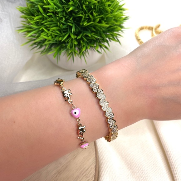 14K Amor Bangle Bracelet - Picture 3 of 3